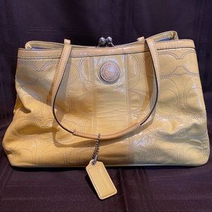 Coach Signature Kiss-Lock Shoulder Bag